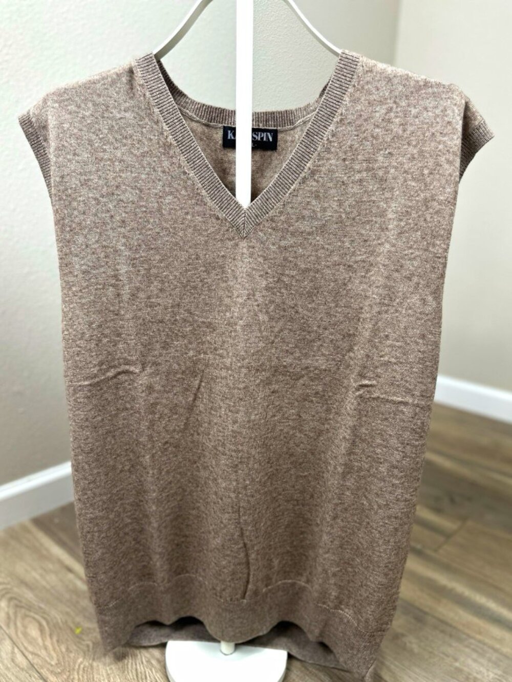 KALLSPIN Women 2XL Cashmere Wool Blend Brown V-Neck Sweater Vest
